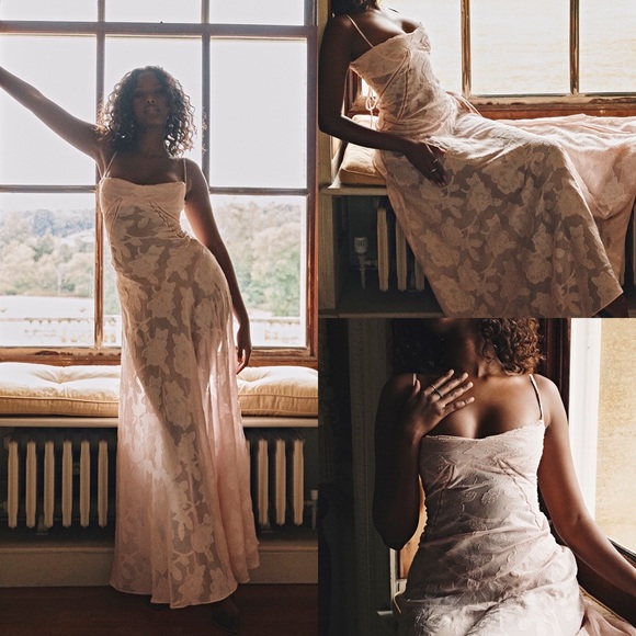 House of CB Seren Light Pink Dress - Picture 2 of 11